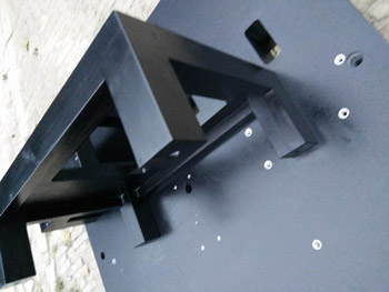 [花崗石t型槽平板]花崗石t型槽平板對(duì)比平板有什么不同？